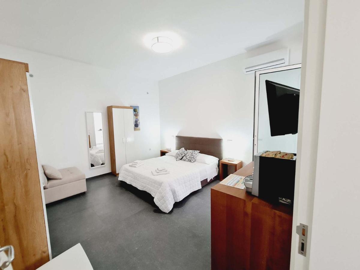 Medusa Room Apartment Porto Cesareo Ngoại thất bức ảnh
